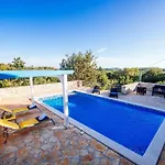 My Dalmatia - Korlat With Private Pool Сasa de vacaciones