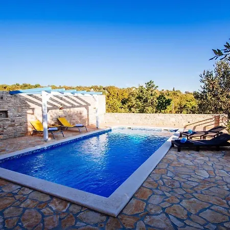 My Dalmatia - Korlat With Private Pool ベンコヴァツ