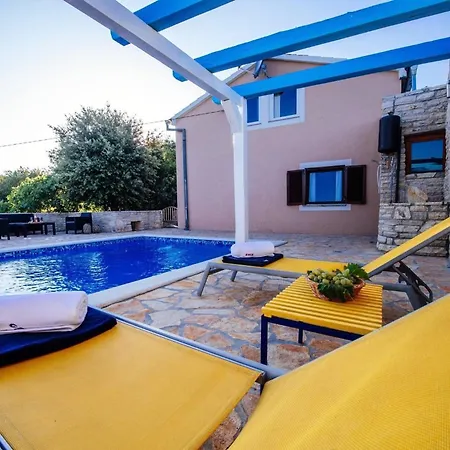 My Dalmatia - Korlat With Private Pool 別荘 ベンコヴァツ