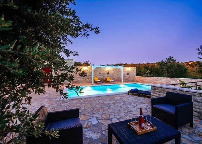 My Dalmatia - Korlat With Private Pool Дом отдыха