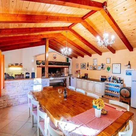 My Dalmatia - Korlat With Private Pool * Benkovac