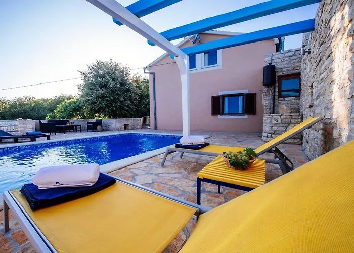 My Dalmatia - Korlat With Private Pool Semesterbostad Benkovac